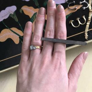 Matte black brass knuckle bar ring